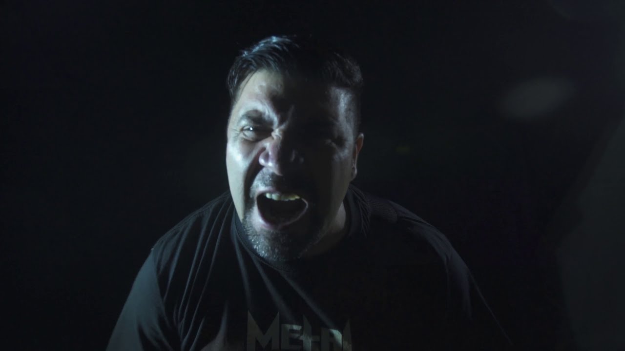 METALRIFF - Don&acute;t be Afraid to Die (OFFICIAL VIDEO)