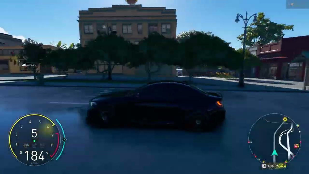 Lixando o asfaldo de quinta marcha de BMW m2