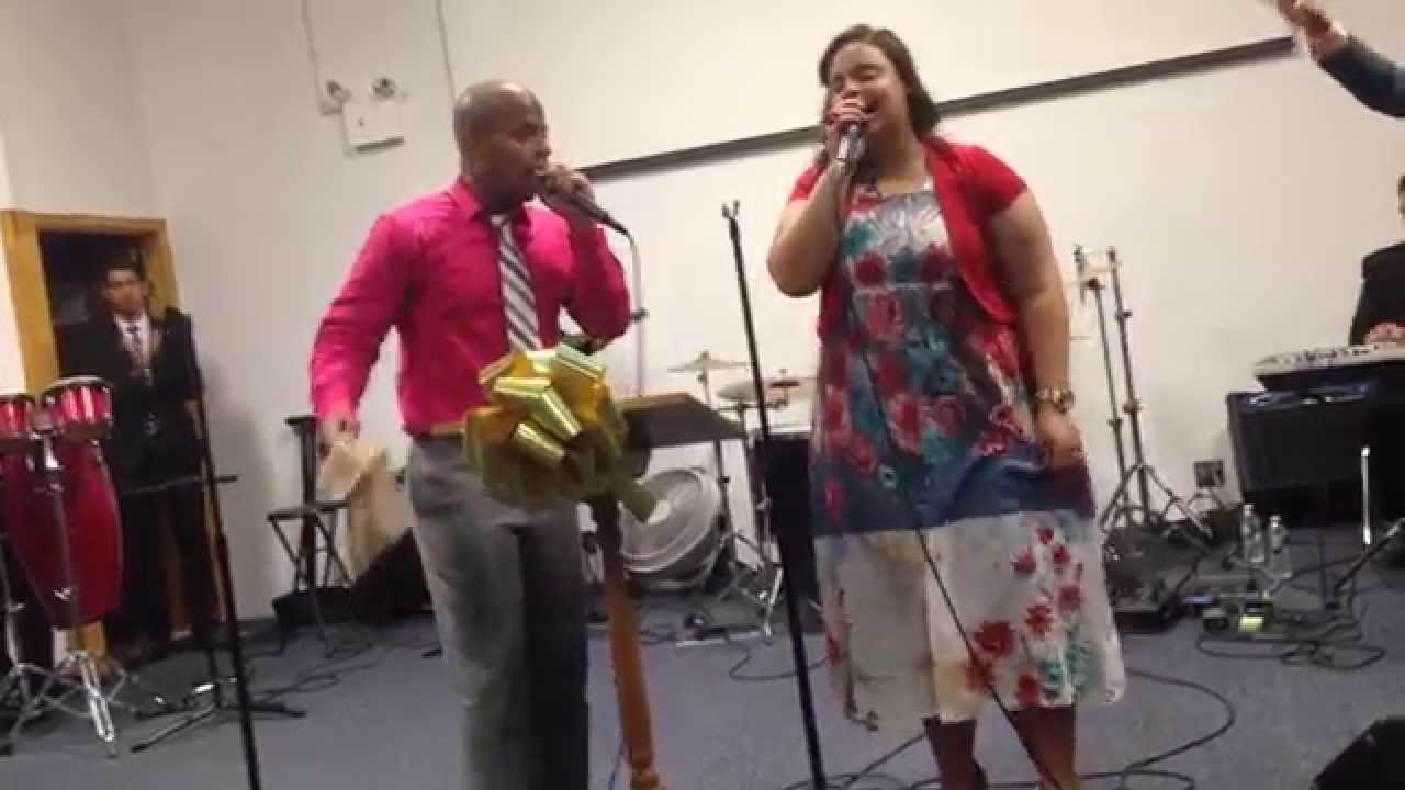 Coros pentecostales de avivamiento y fuego - Redelmy & Geraldo