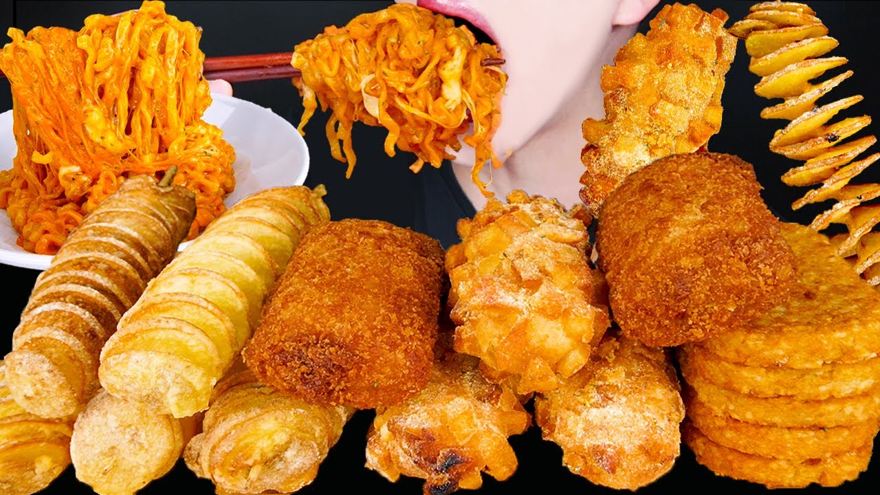ASMR TORNADO POTATO CHEESY CARBO FIRE NOODLES CORN DOGS HASH BROWNS MUKBANG 치즈 먹방 咀嚼音 EATING SOUNDS