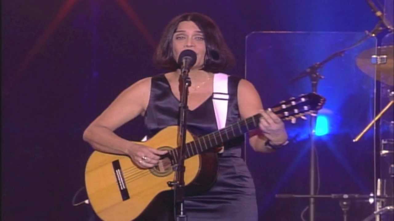 AQUI Y AJAZZ, JOYCE MORENO 