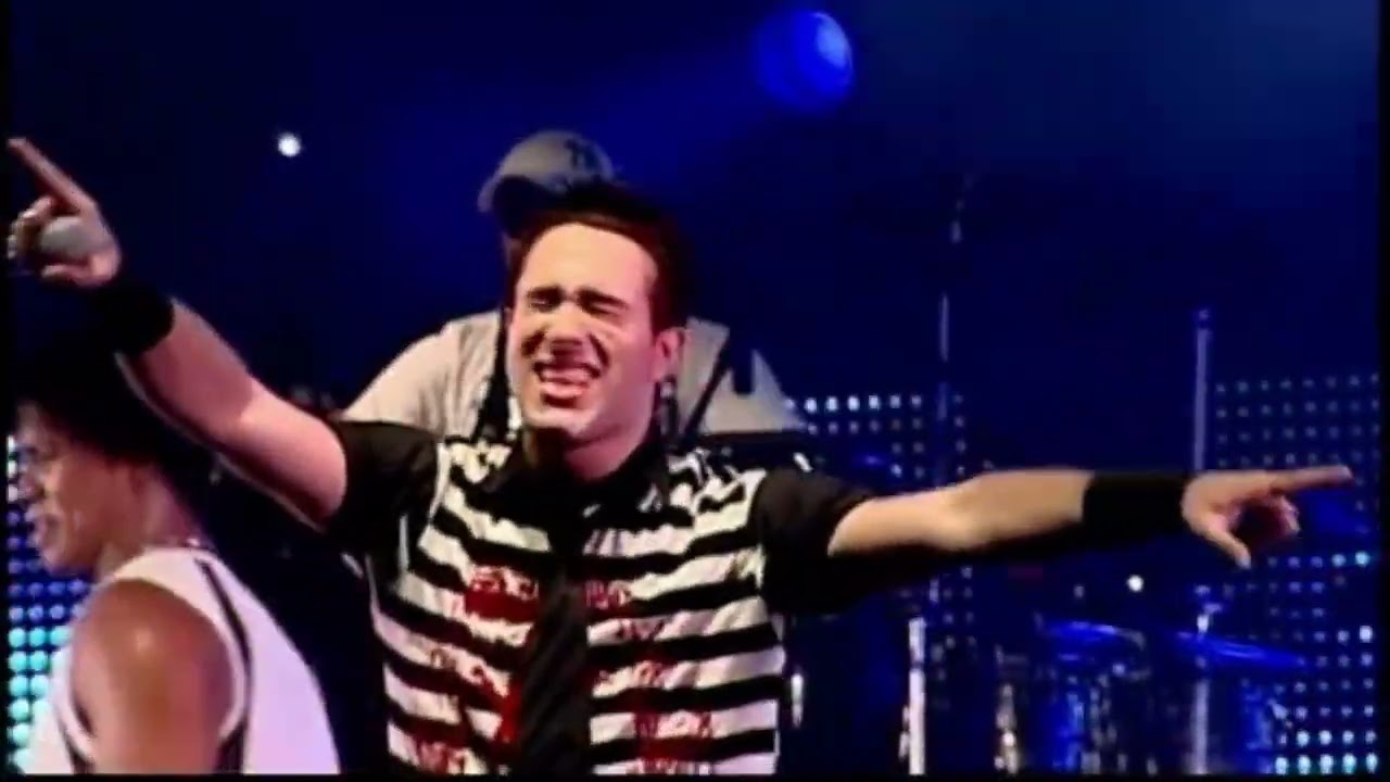 Tapete Pro Meu Pé - Gatinha Manhosa #OEncanto DVD Vol.4