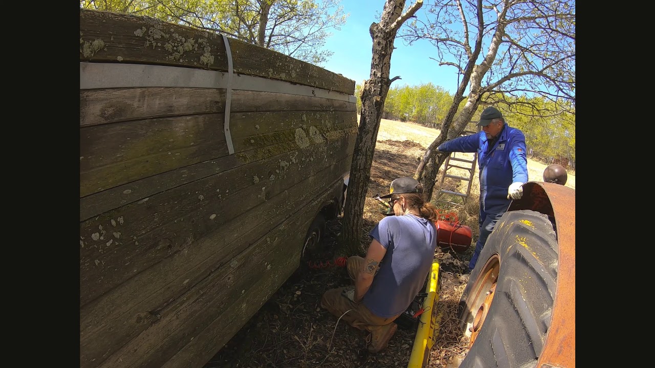 BreadBox:Volkswagen Gypsy Bus Recovery🤟. Canada