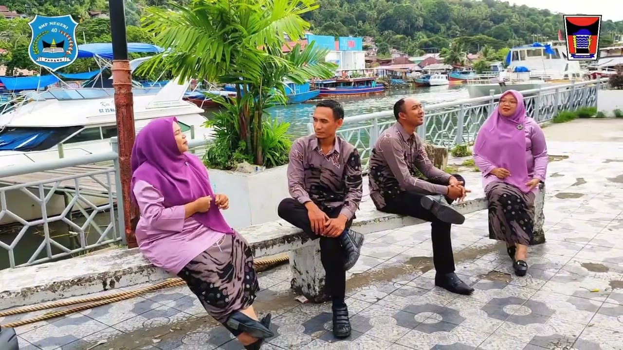 40 SMP NEGERI 40 PADANG PADUAN SUARA