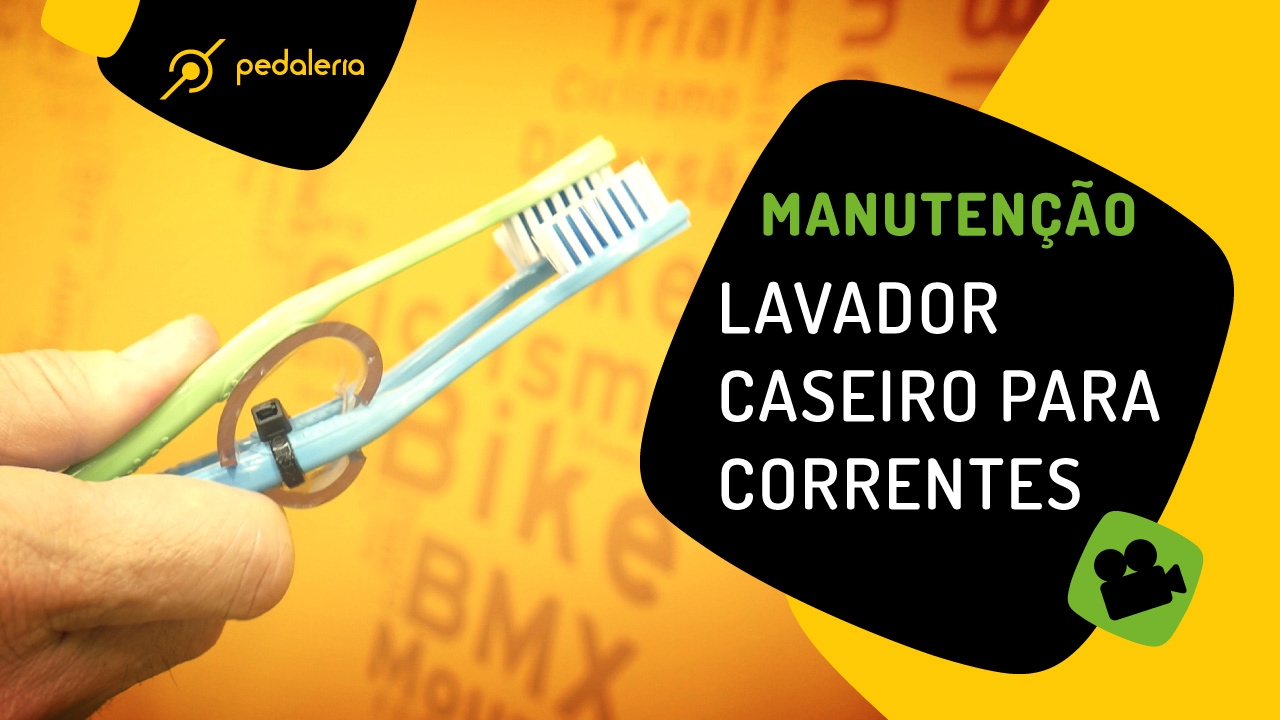 Como limpar a corrente da bike com escovas de dente. Pedaleria