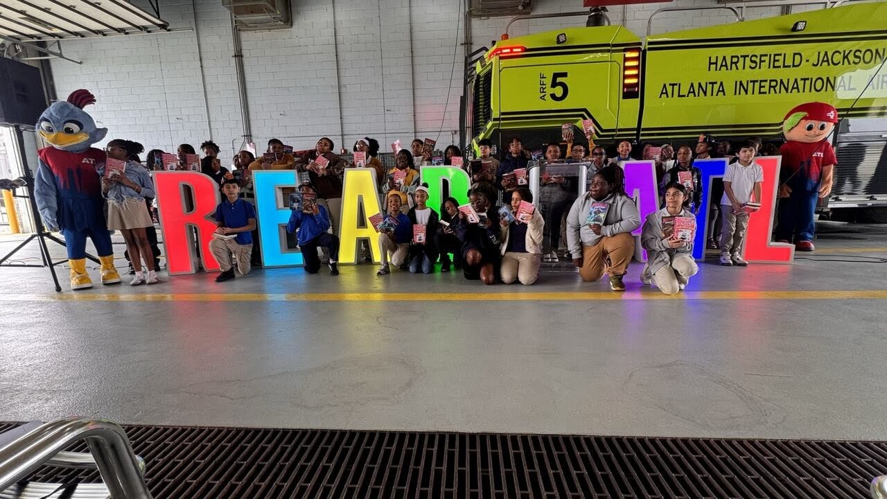 Clayton County students board ‘Story Bus’ to Hartsfield-Jackson in literacy push