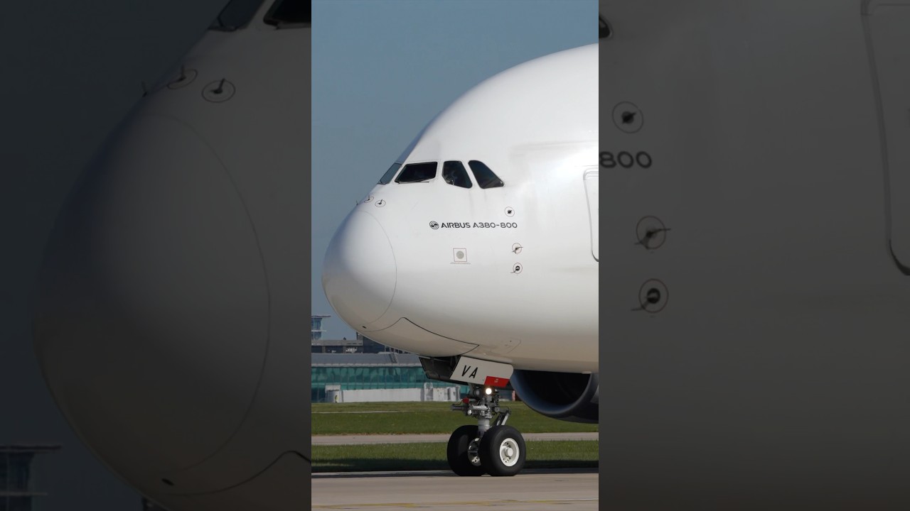 How Massive Is The Emirates A380? 🇦🇪