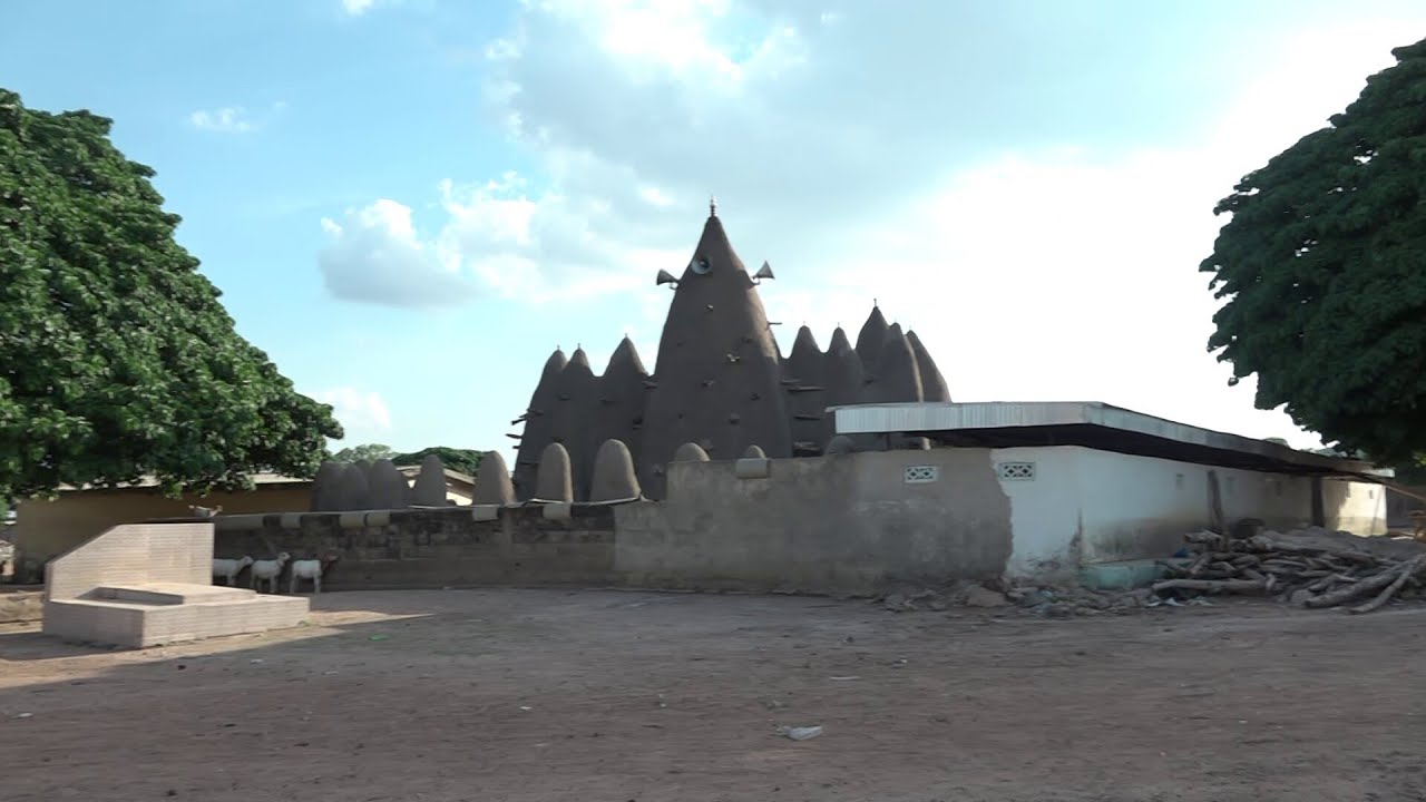 ESCALE 225: À la découverte de la mosquée de Kaoura(Ouangolodougou), patrimoine mondiale de l'UNESCO