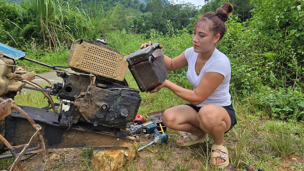 The girl picked up a motorbike from a scrap yard and repaired the engine, making it run smoothly