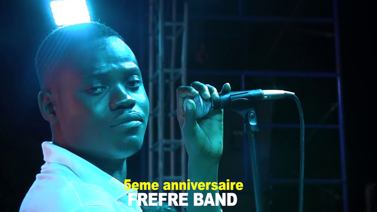 FREFRE Band (ADAPTION) Porte Bonheur