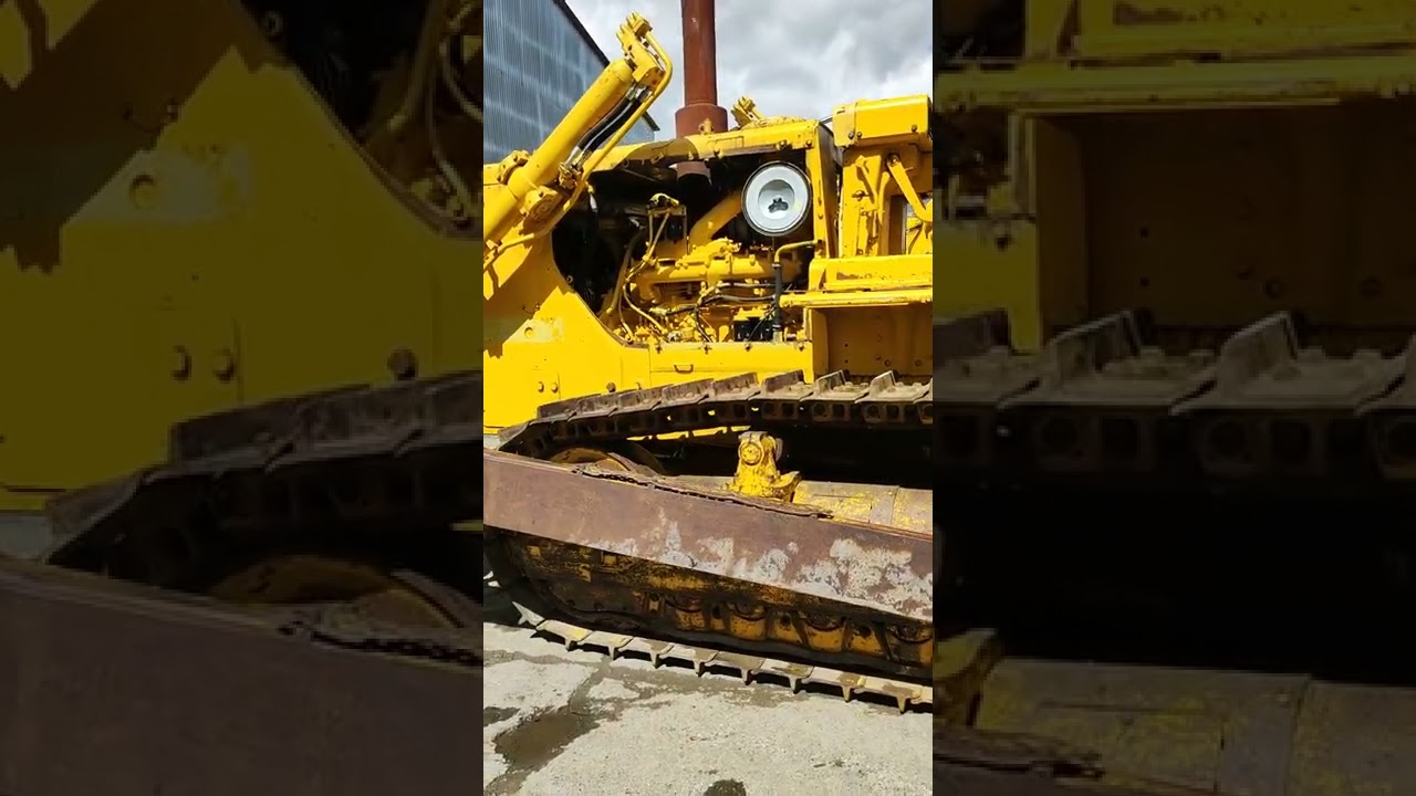 KOMATSU D155