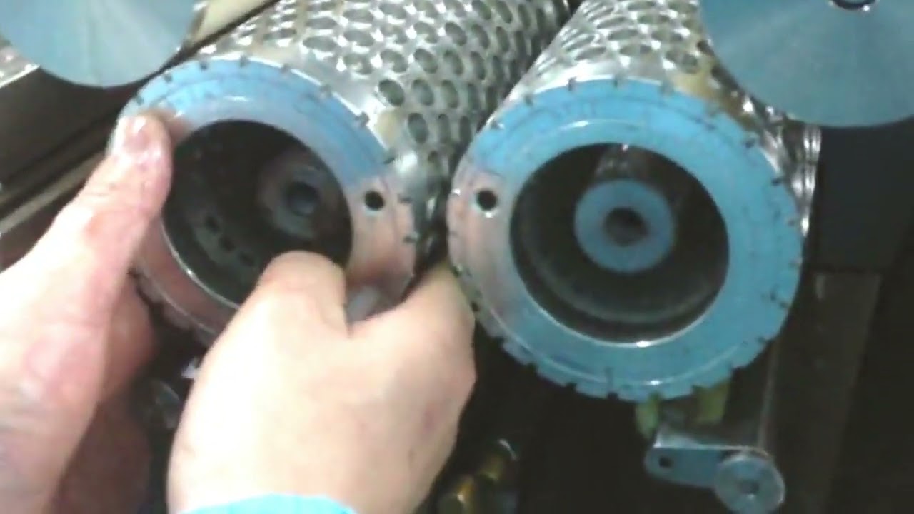 Tutorial how to adjust encapsulation machine softgel making line