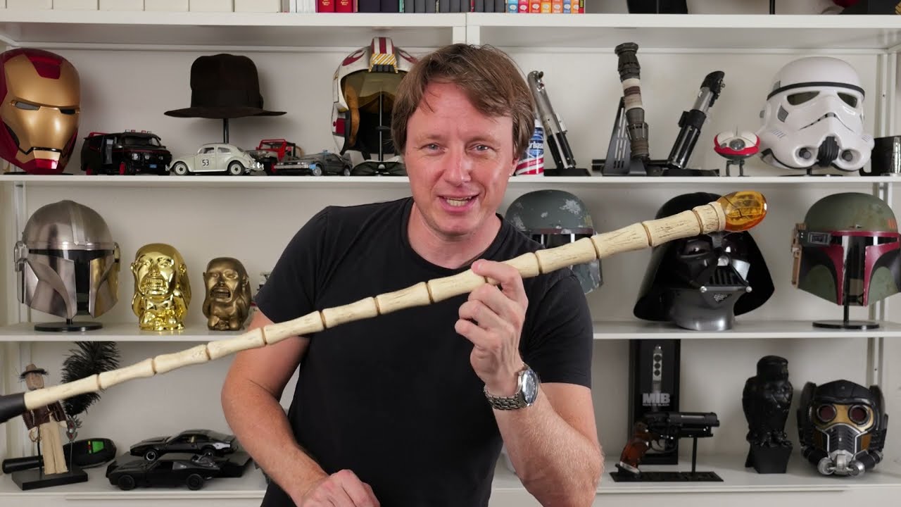 THE cane you need in your life 🦖🦟