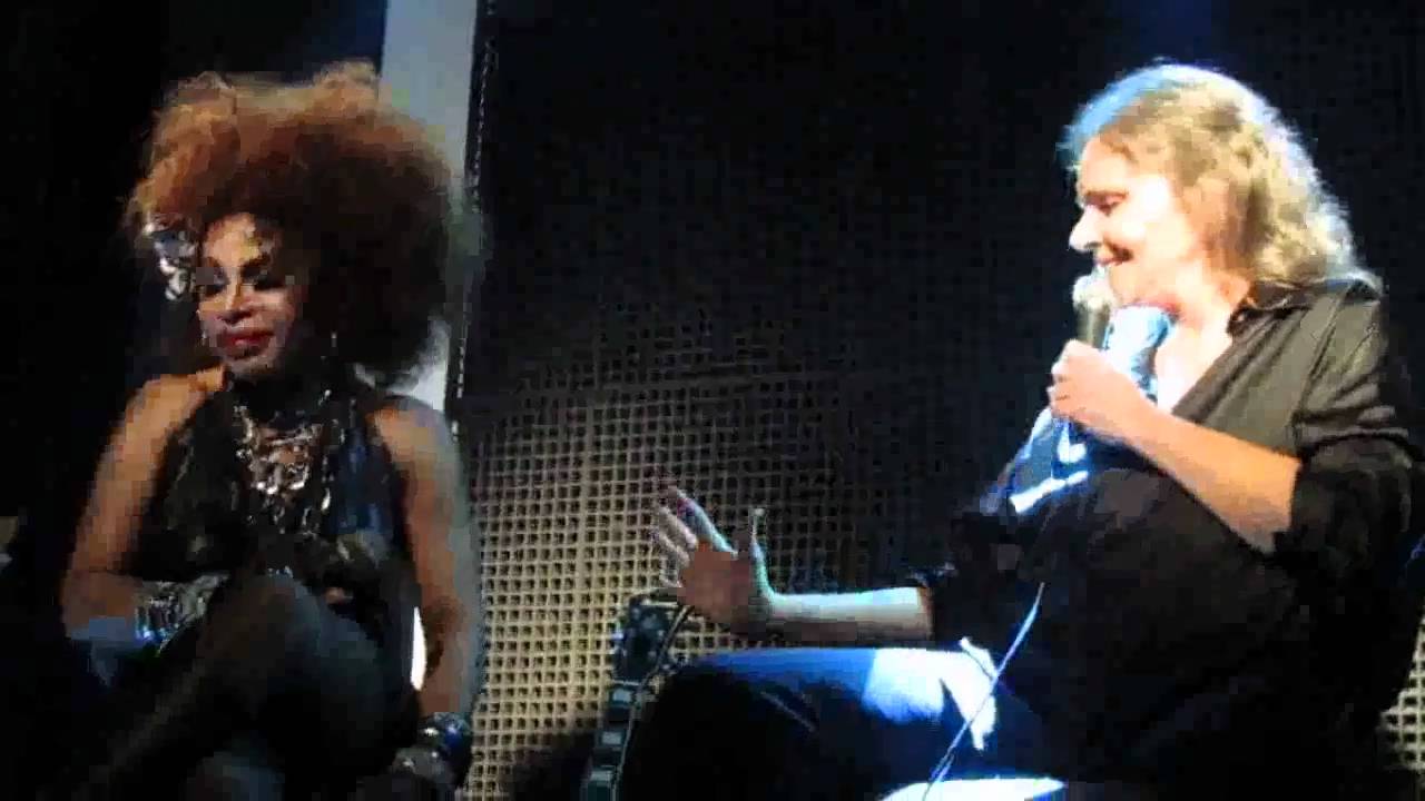 ANGELA RO RO E ELZA SOARES - ESCÂNDALO - NAS ONDAS DA RO RO - ESPAÇO ACÚSTICA- 07/12/2020
