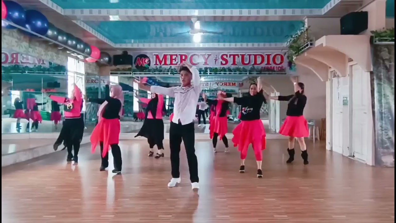 Basah - Basah Koplo ( For Fun ) / Choreo by Muhammad Yani / Demo by Mercy Studio Palembang