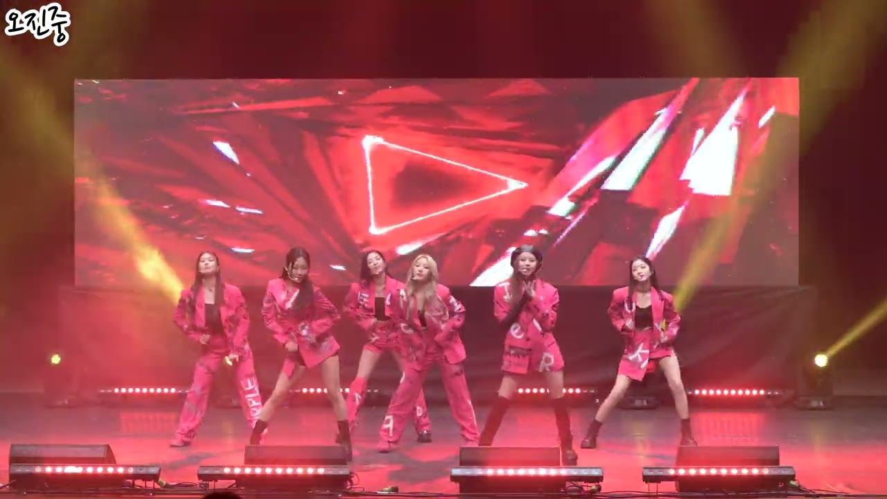 221219 퍼플키스(PURPLE KISS) - Nerdy 4k 가로전체직캠