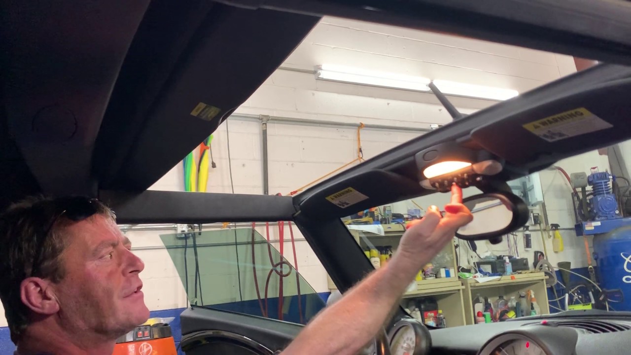 Mini Cooper convertible, 2010 roof operation