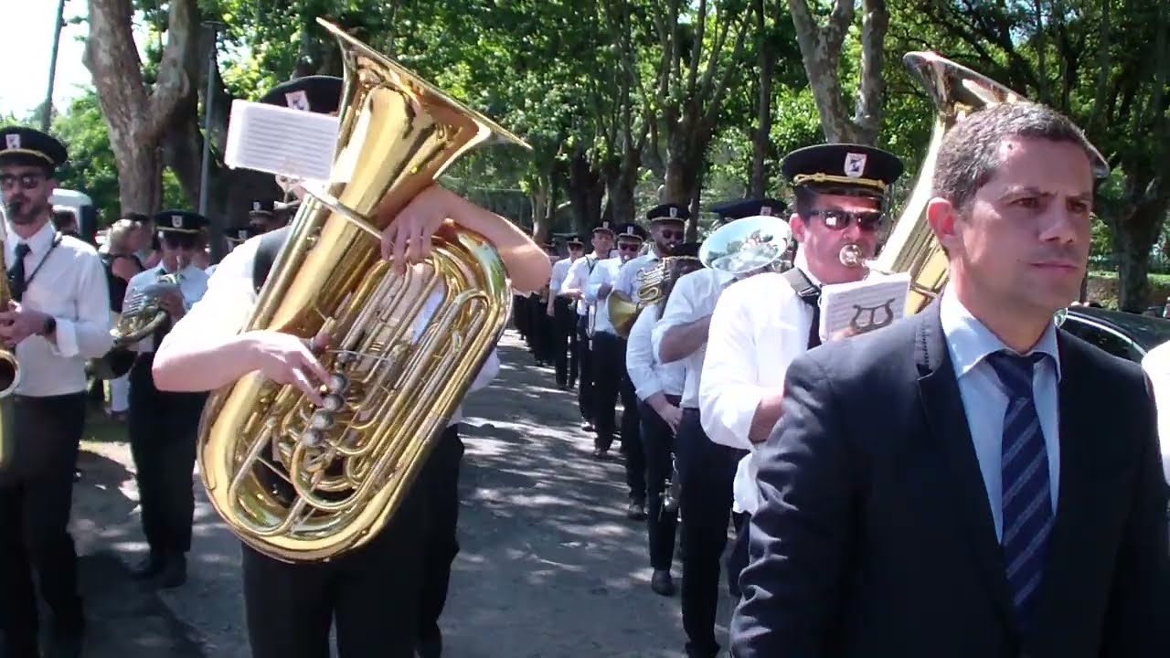 PROCISSÃO - Banda de Vilela (Maestro: J. Ricardo Freitas) | CONCHA de Víctor Manuel Ferrer Castillo