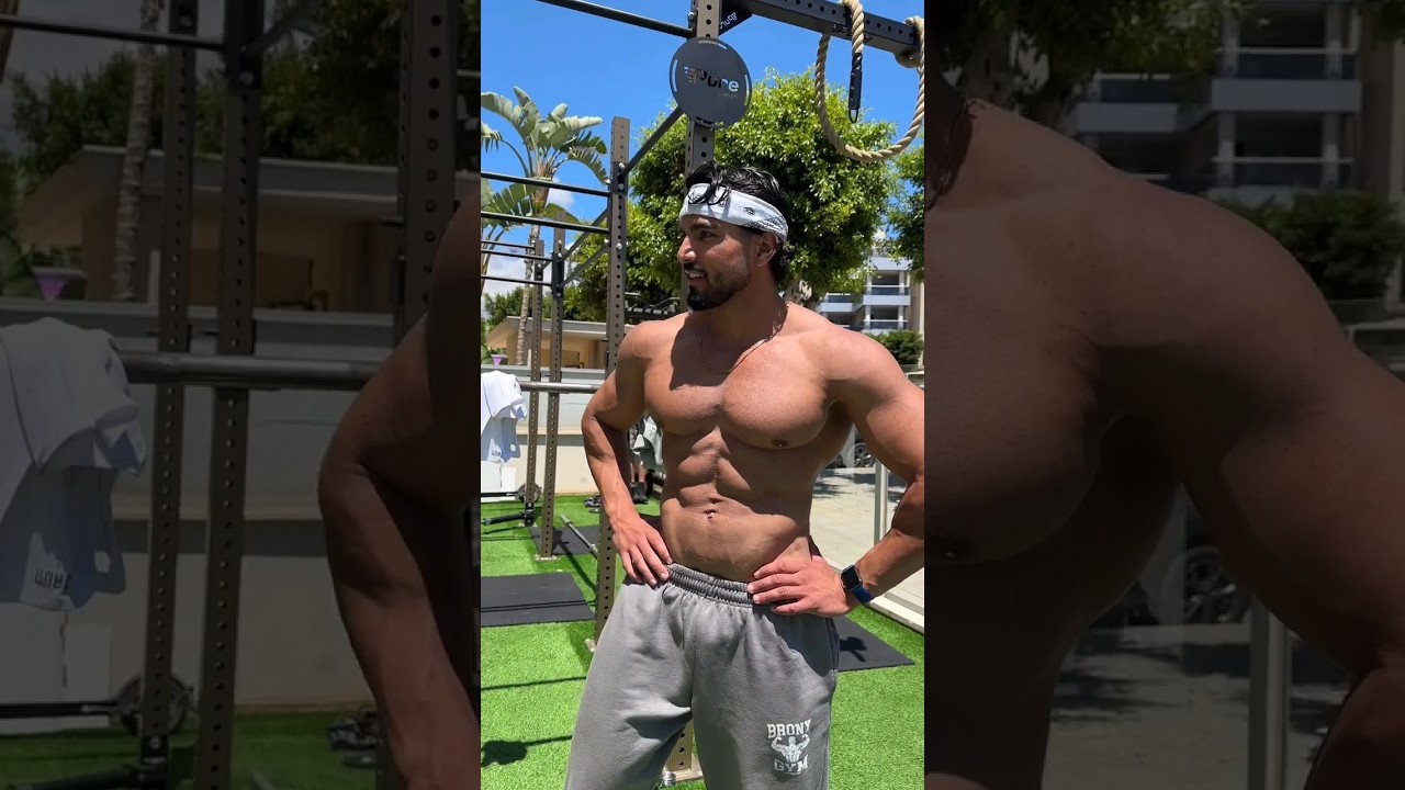 Handsome fitness man ☀️ lalou_sitayeb🔸