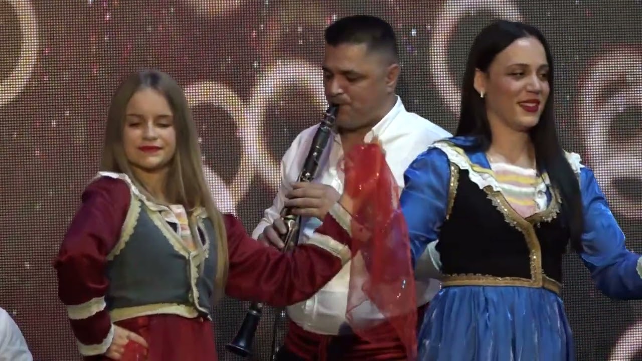 N`Konak të Rahovecit na Bashkon Kënga Shqipe-Ansambli Çam