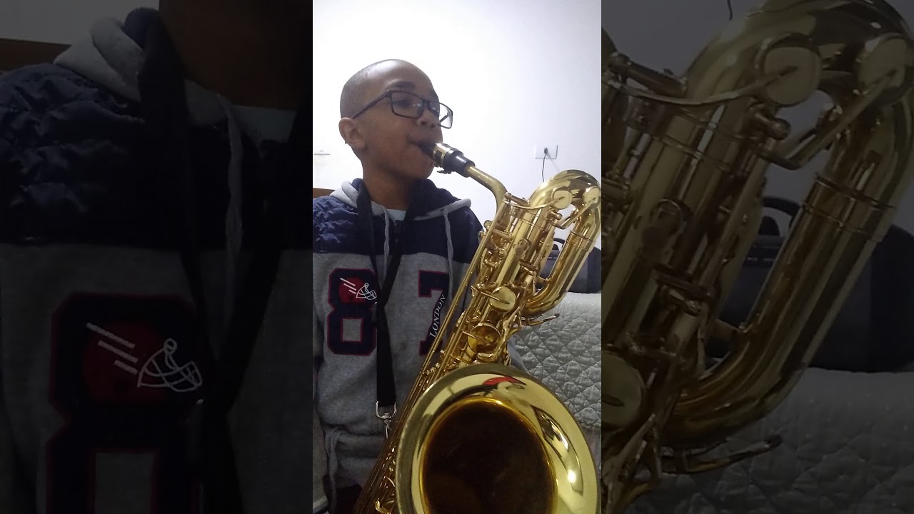 Hino 445 sax barítono