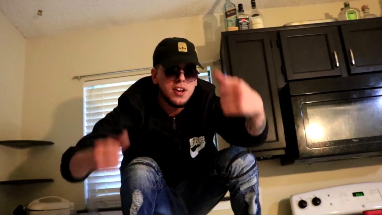 JUS SLIKK - duckin' the feds (produced by Andreonbeat ) OLD