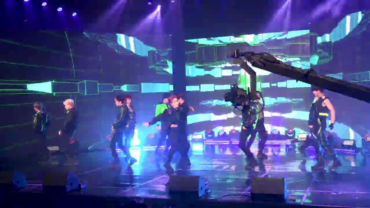 211120 PRESENT 팬미팅  ▌ 오메가엑스 (OMEGA X) -what's going on