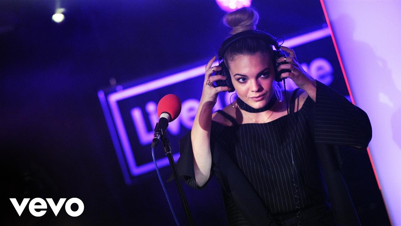 Louisa Johnson - Rockabye (Clean Bandit cover) in the Live Lounge