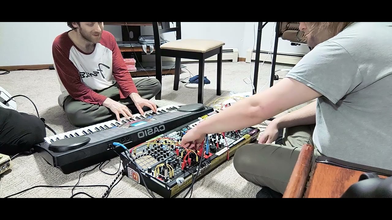 Static Wolf - Keyboard and Eurorack improv