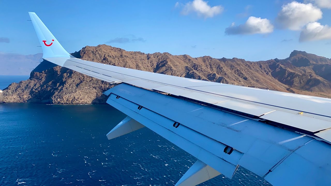 *WINDY FIRM LANDING* | TUI | B737-8max | Praia - Sao Vicente