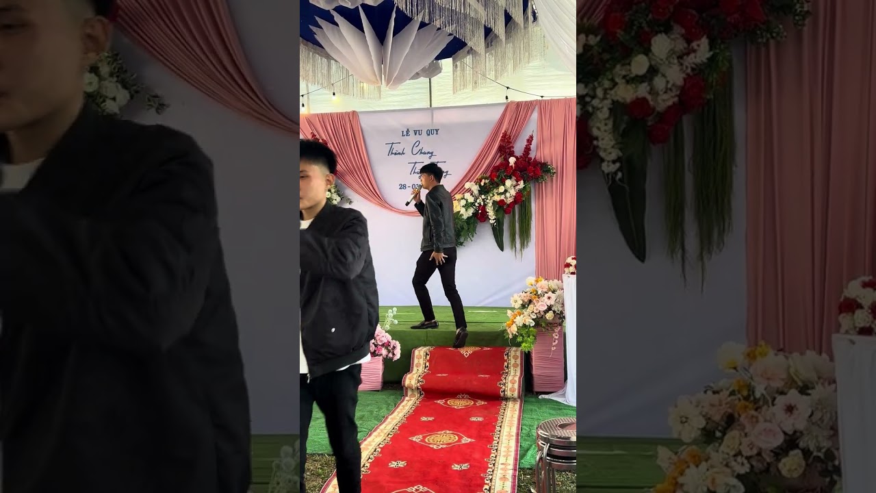 Cho ông chồng lên hát tí