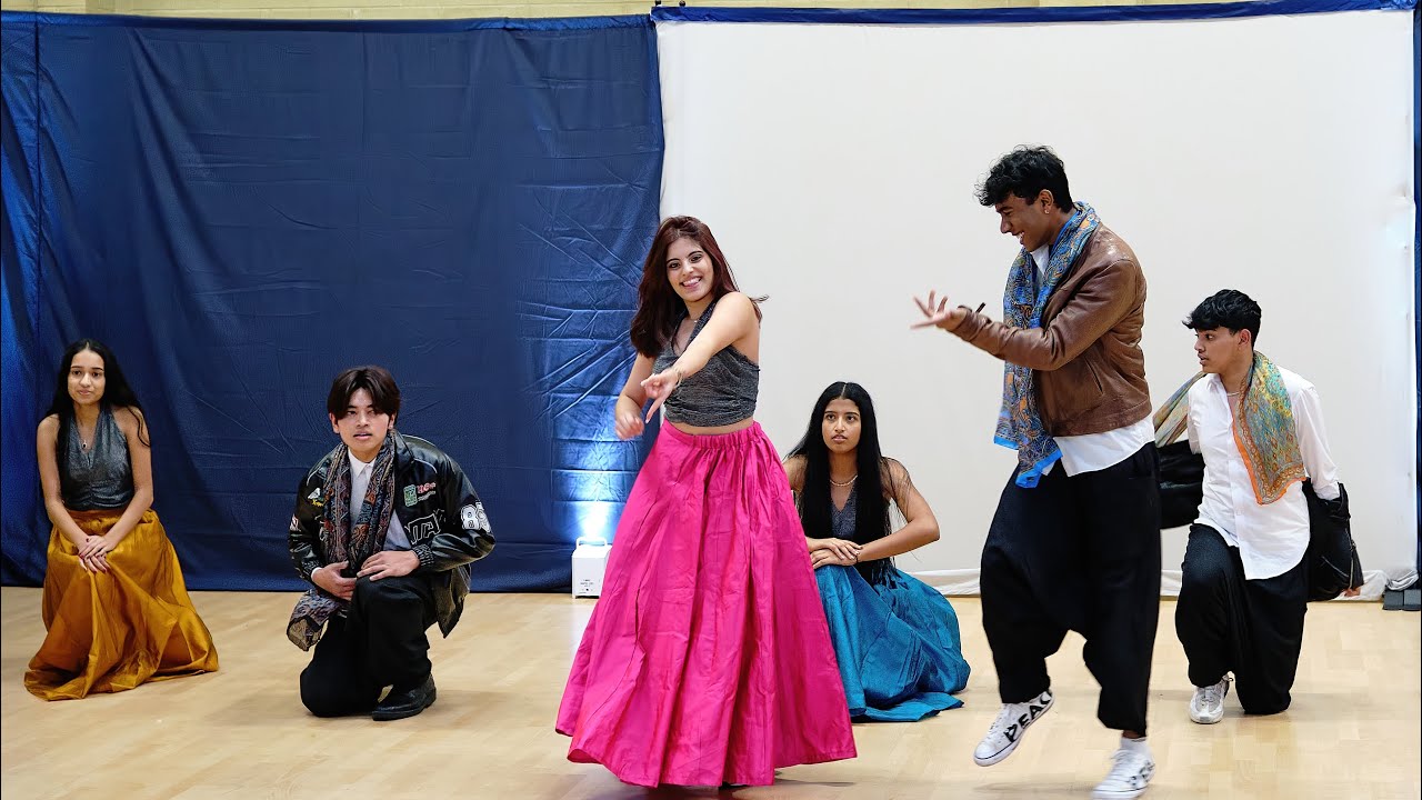 Diwali Dance Performance | Kajra Re, Aayi Nahi, Tauba Tauba, Kurchi Madathapetti, Bhool Bhulaiya etc