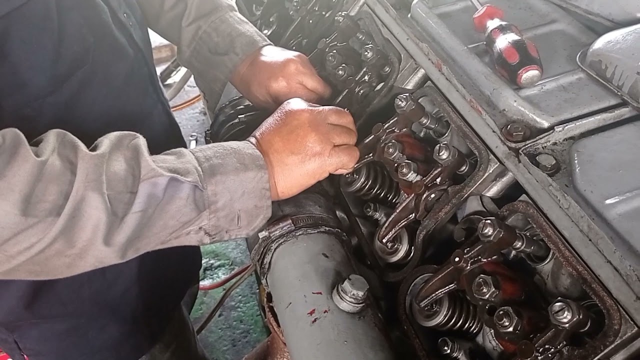ADJUSTING VALVE 10 CYLINDER. DEUTZ F10L. 912.