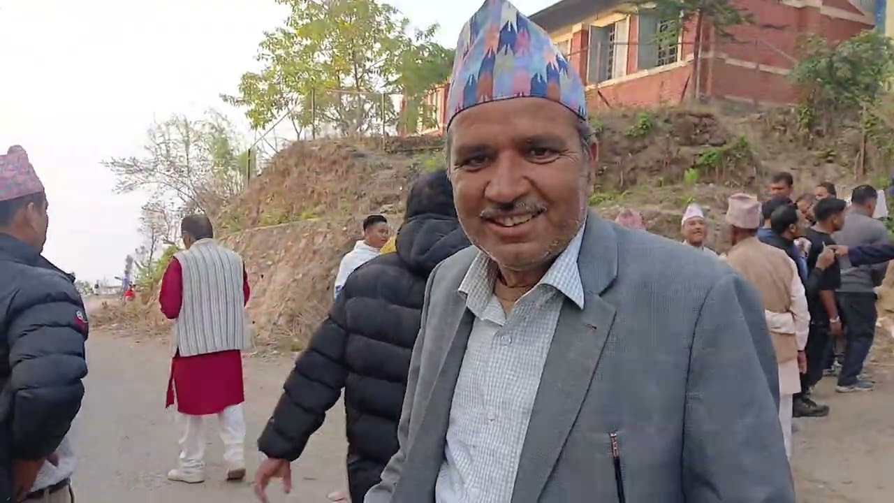 🌺 नुवाकोट  पञ्चकन्या , २ कबिलासकाे राष्ट्रिय मावि मतदान केन्द्रमा जनताहरु मतदान  गर्दै ।🌺