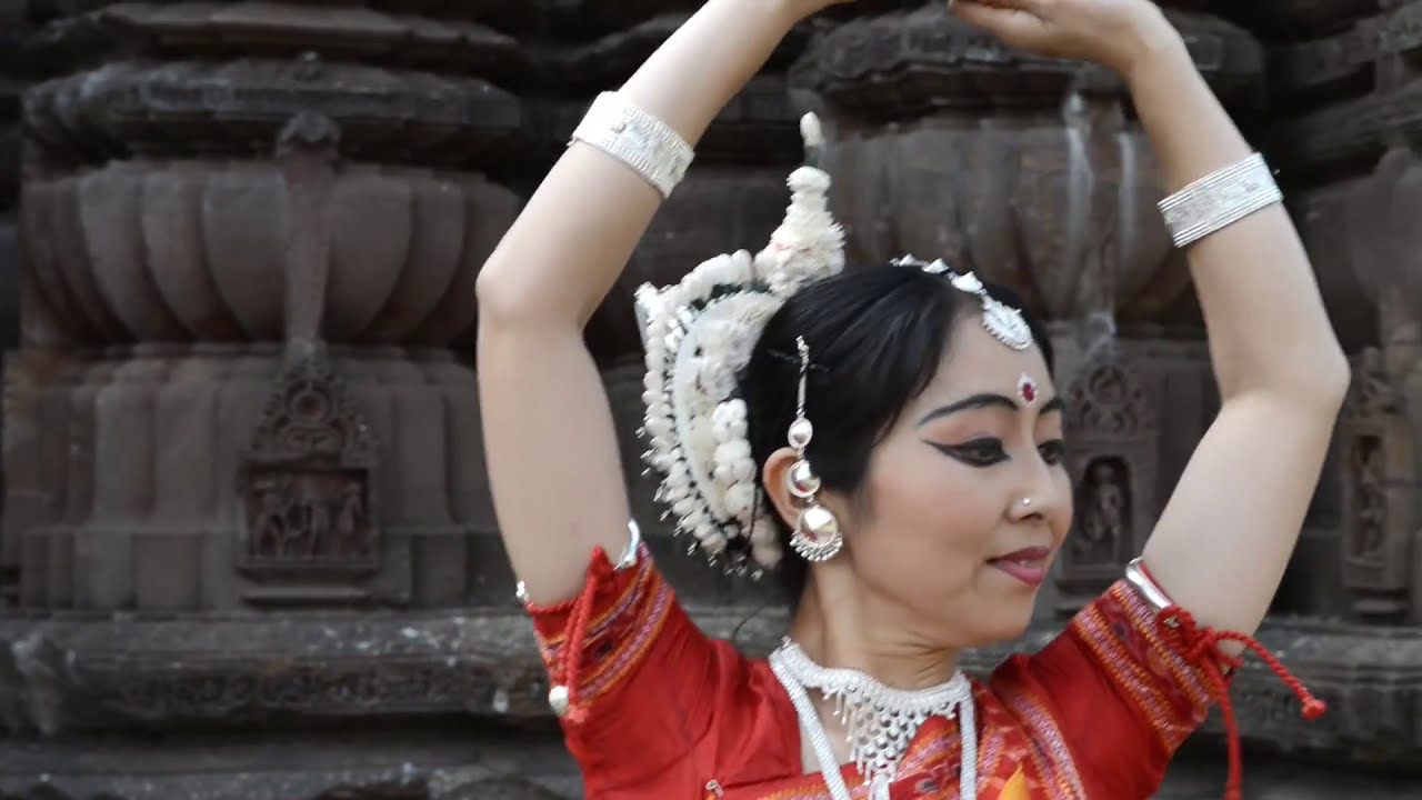 Mio Ikeda dancing Arabhi Pallavi at Bhubaneswar