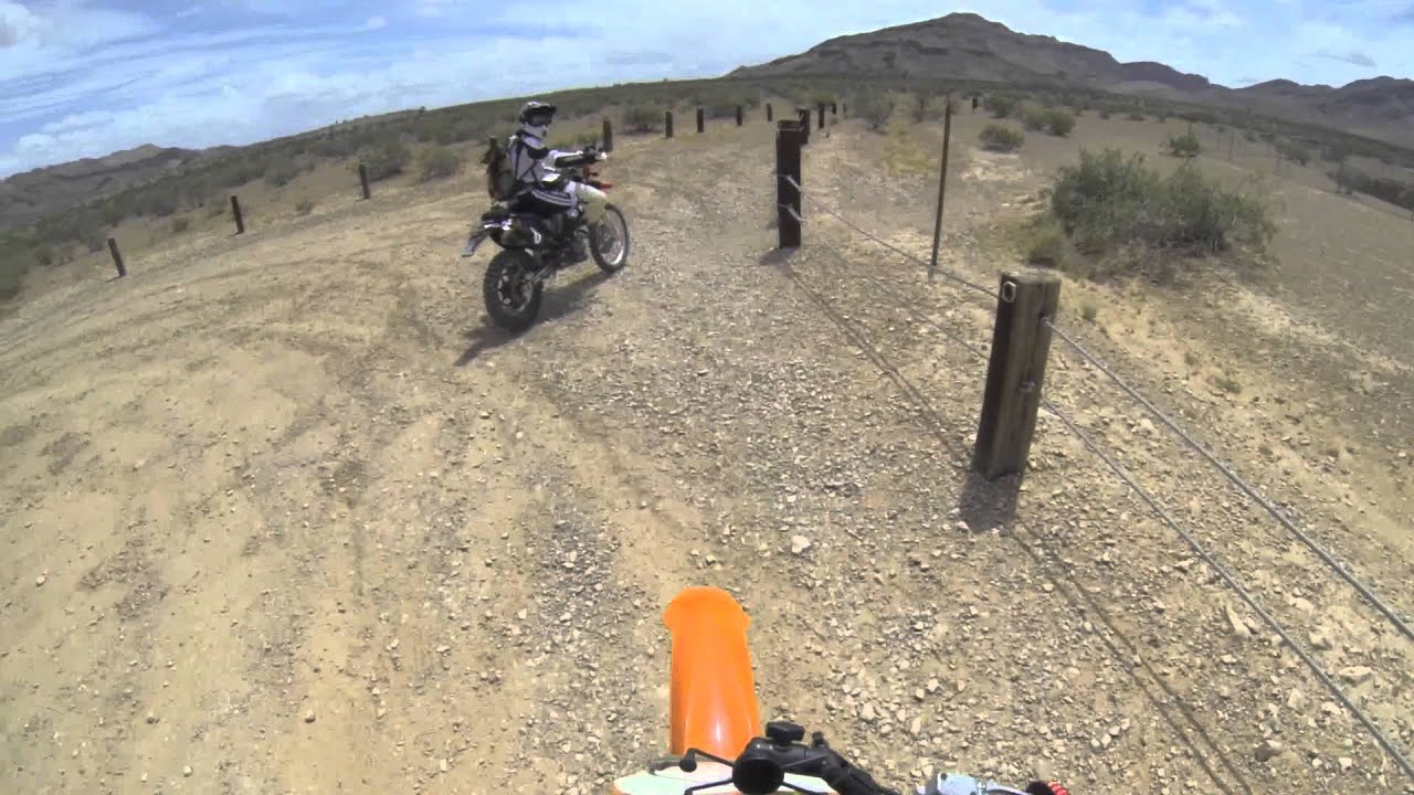 CRFX 250 AND SX 250 Devil's Throat @ Gold Butte