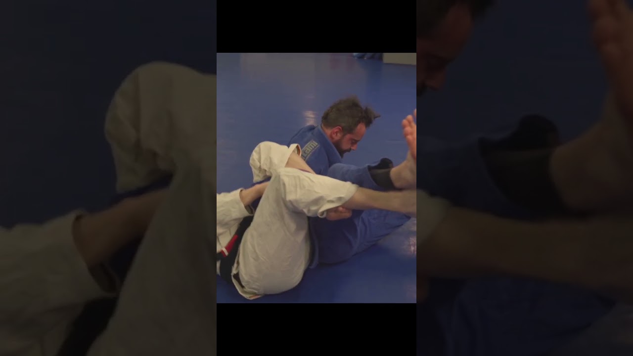 Omoplata or Hall Lock? 😉 #bjj #jiujitsu #brazilianjiujitsu #grappling #wrestling #judo #fyp #shorts