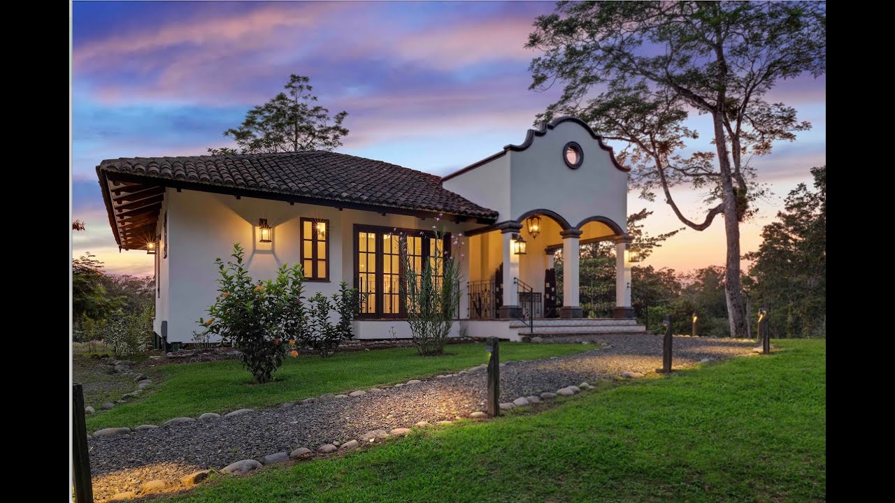 The Magic of El Lugar