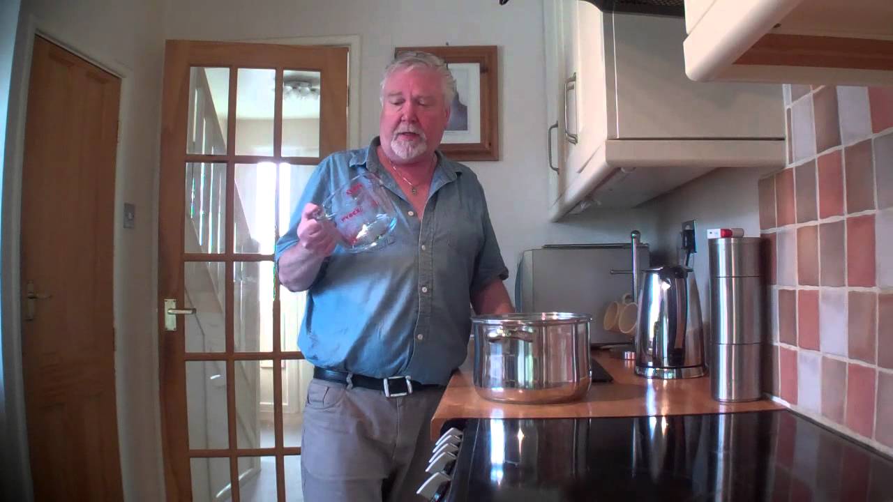 Exploding Pyrex jug