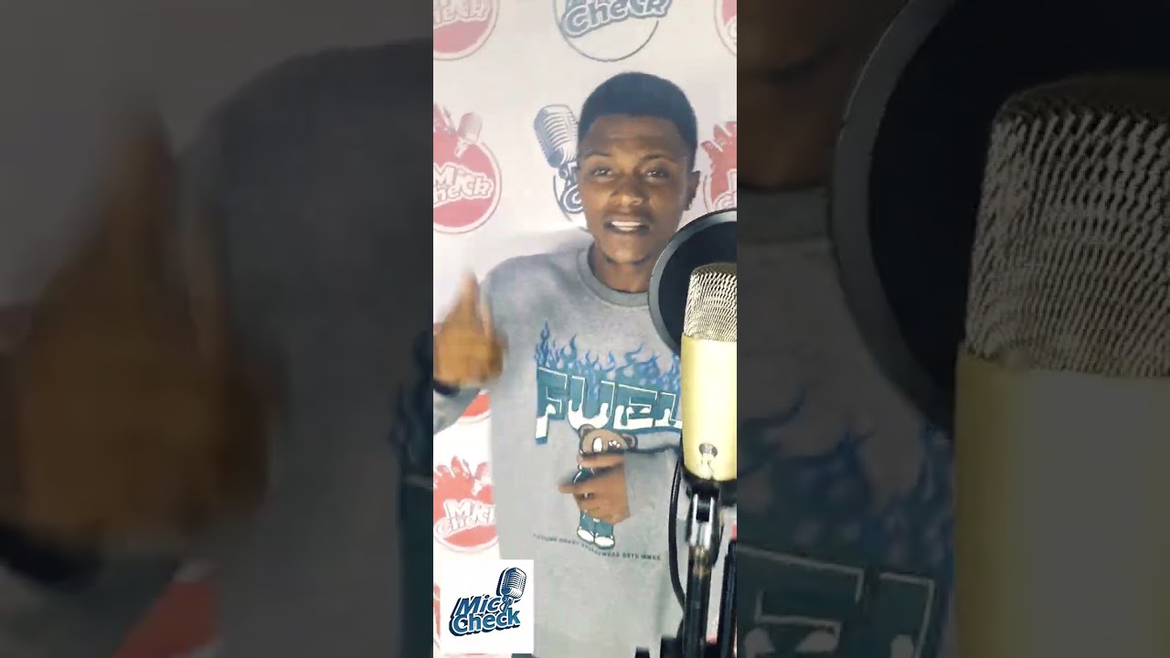 Mic Check (Episode 1) floydfilo - Clean them all freestyle...