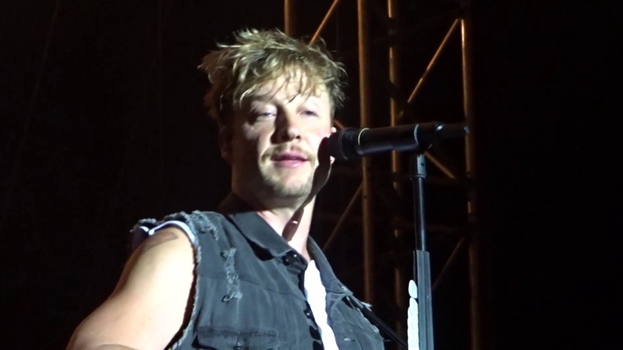 Samu failed with the Date question @ HR3 Festival Korbach
