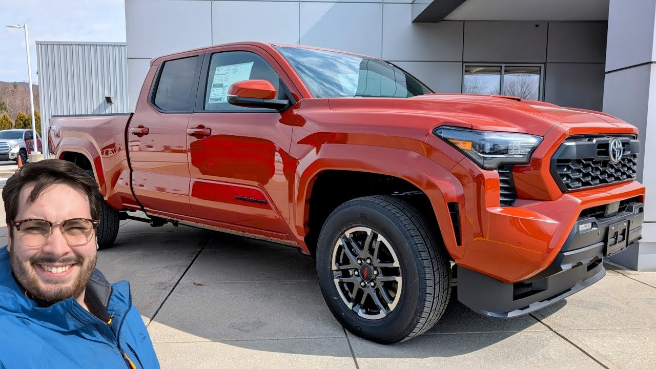 2025 Toyota Tacoma TRD Sport 6-ft. Bed in Terra
