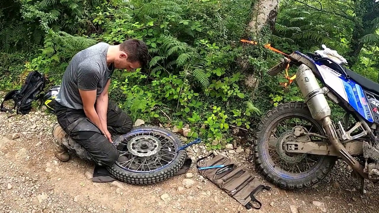 Welsh green laning TET, motorbike