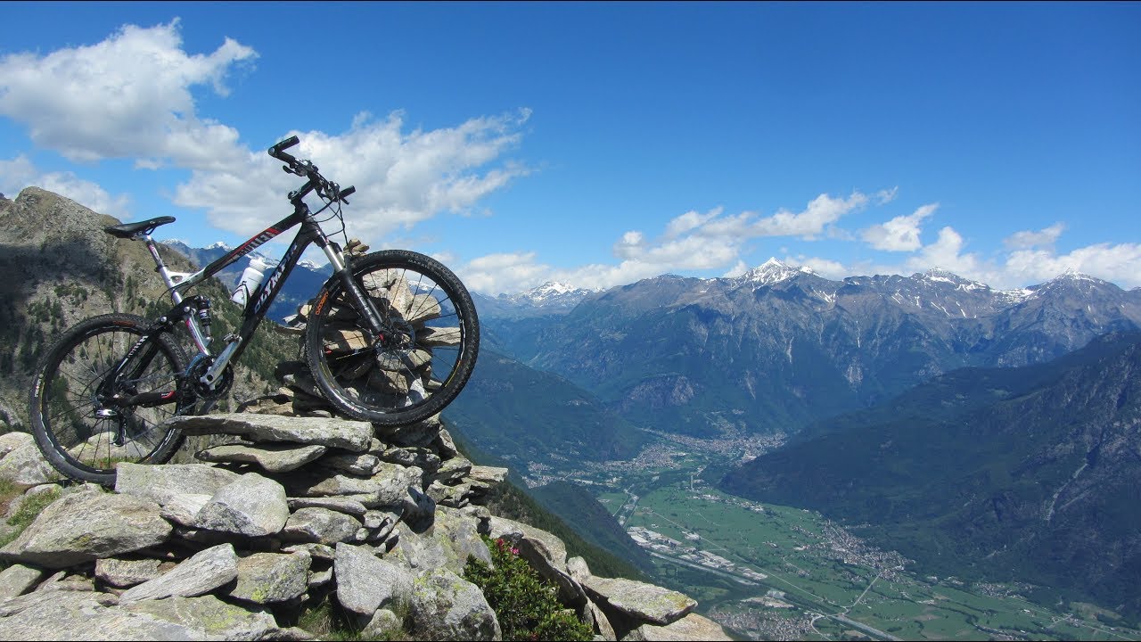 Cresta Sasso Canale Monte Berlighera MTB - discesa Alpe Gigiai - Montemezzo - Gera Lario