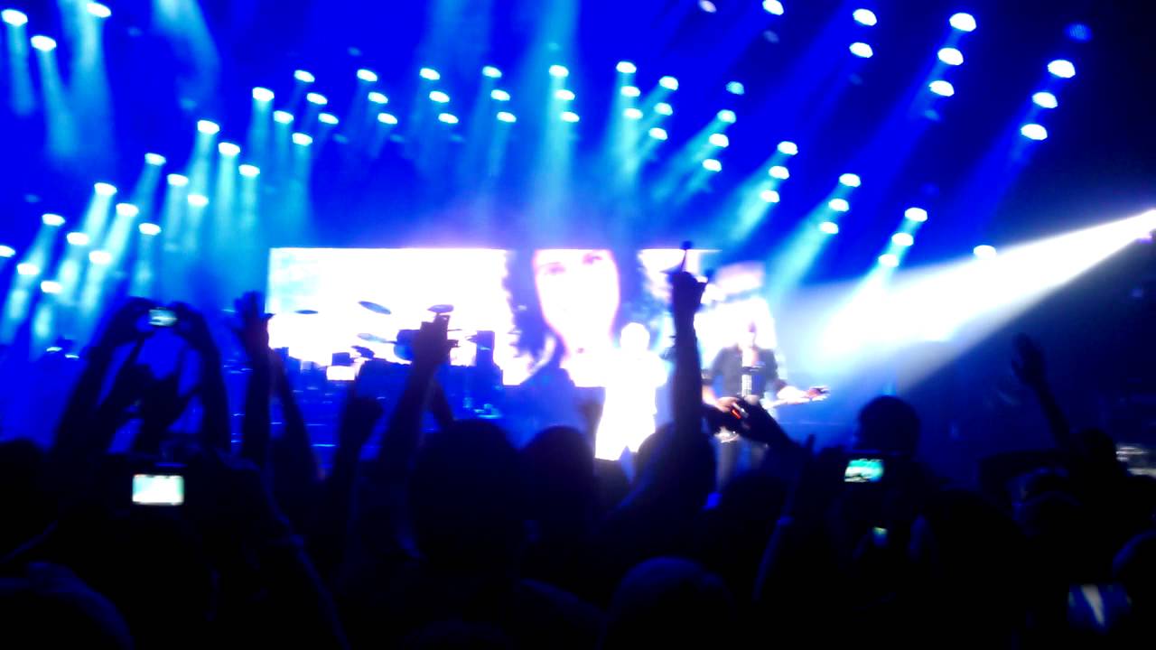 Queen+ Adam Lambert - These are the Days of our Lives Hammersmith, 11/07/12