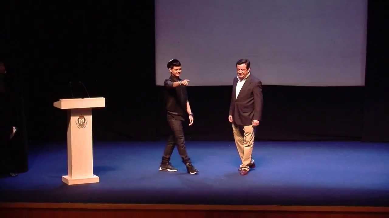 Abraham Mateo -  Profeta en su propia tierra .