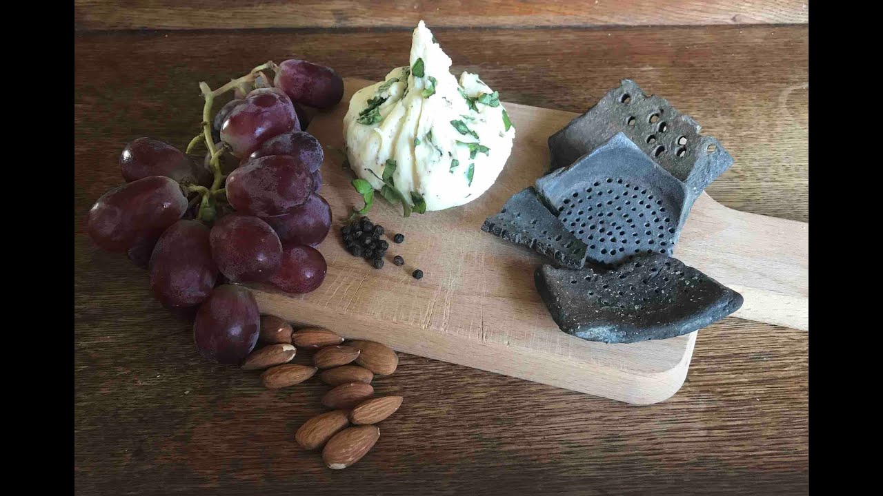 London Mudlarking with Lara Maiklem: Roman Cheese Moulds and Roman Cheese