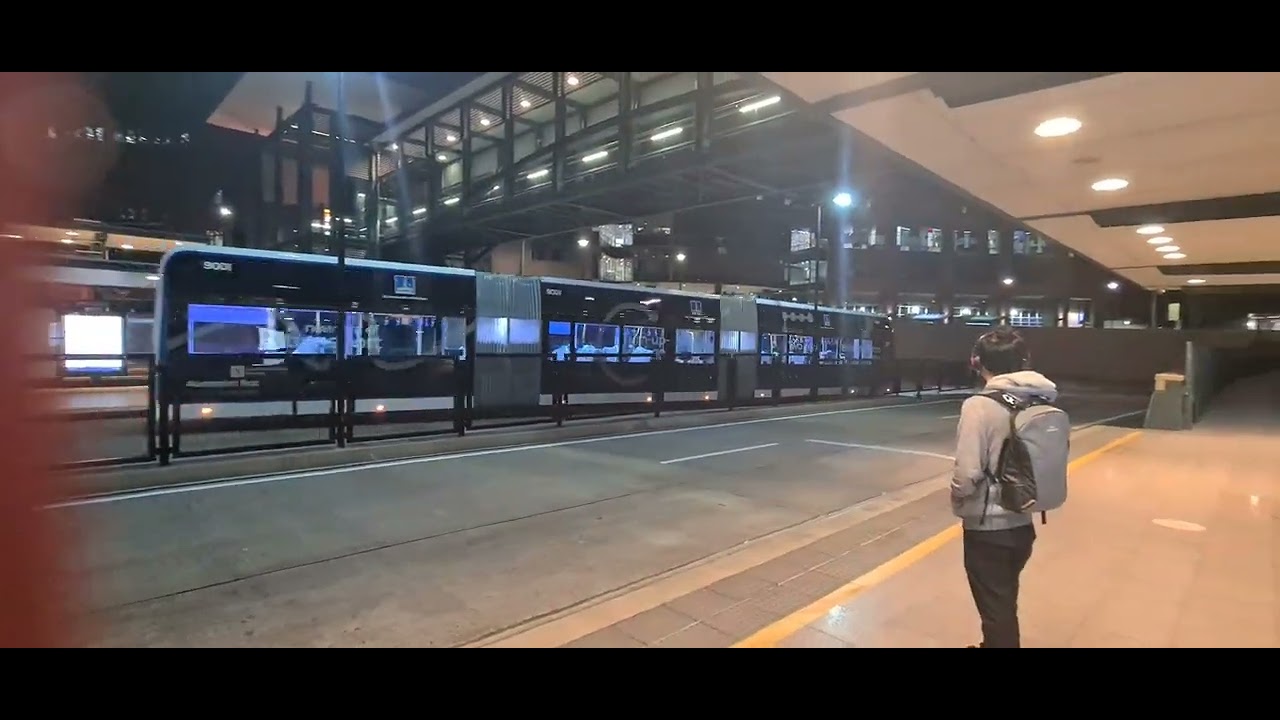 Brisbane Metro Bus 9001 testing at Mater Hill Busway Station