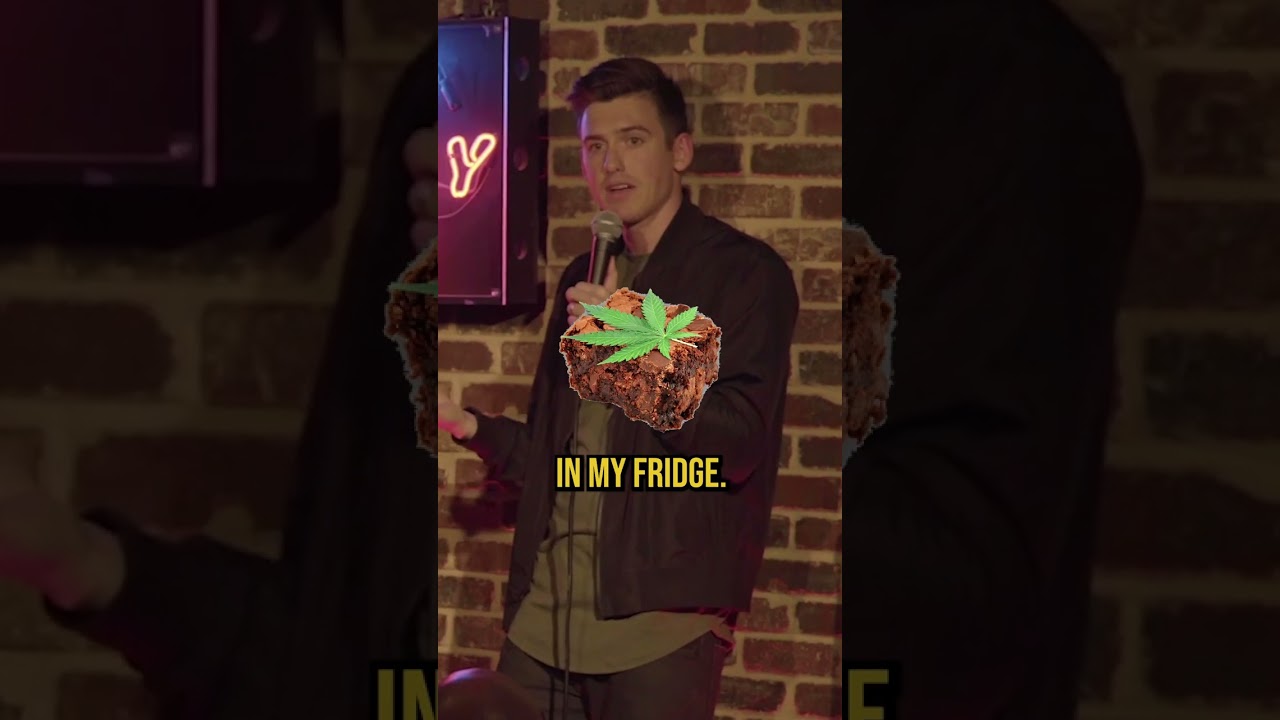 Случайно принял 1000 мг съедобного #комедия #стендапкомедия #шорты #стендап