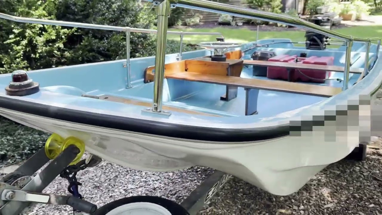 A Viewers Complete Boston Whaler 13 Restoration - Extreme DIY